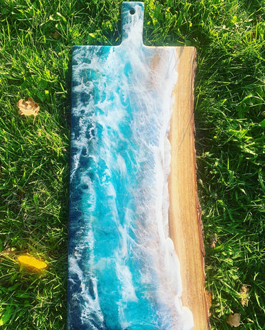 Epoxy resin cutting board